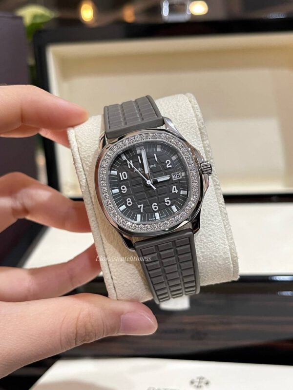 Patek Philippe Aquanaut Luce 5067a Grey Topswiss (JJF2023) - Image 3