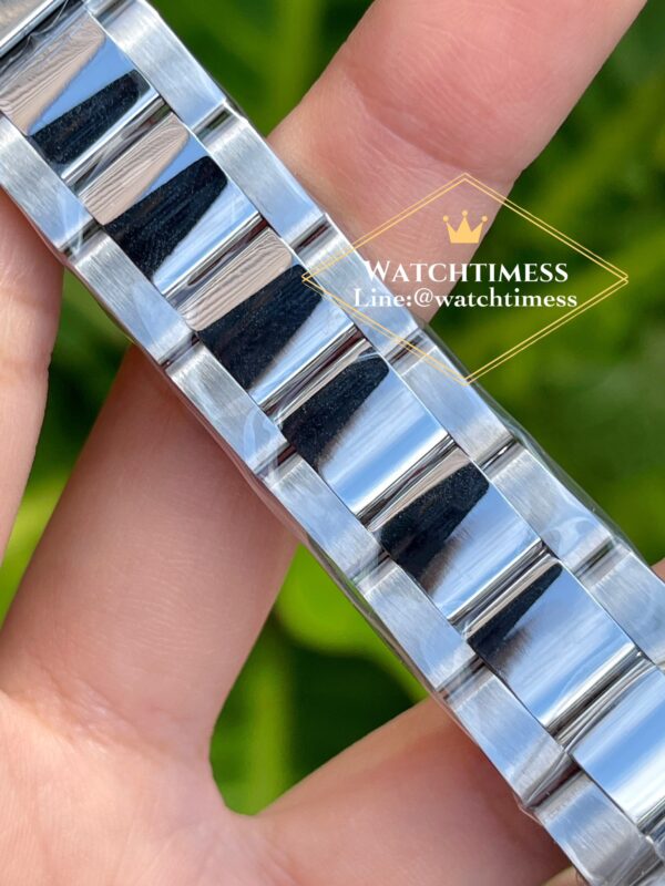 Rolex GMT Master Meteorite C+ Factory Ref.126719blro - Image 8