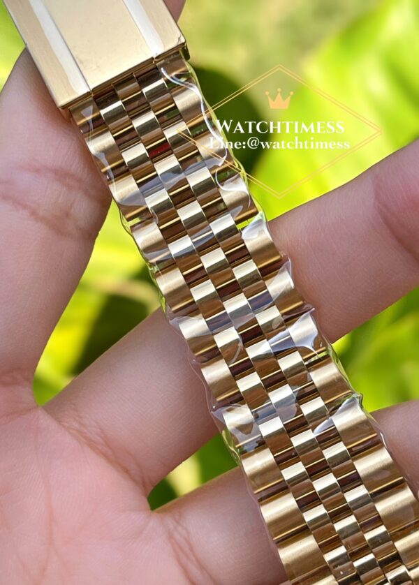 Rolex GMT-Master II “Black-Grey”Yellowgold Twotone Jubilee Ref.126718grnr Clean v3 Factory - Image 11