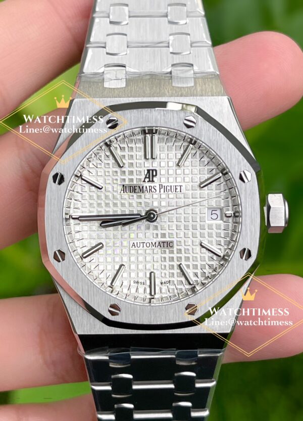 udemars Piguet ‘Ap15450ST’ 37mm. White Dial ZF Factory - Image 3