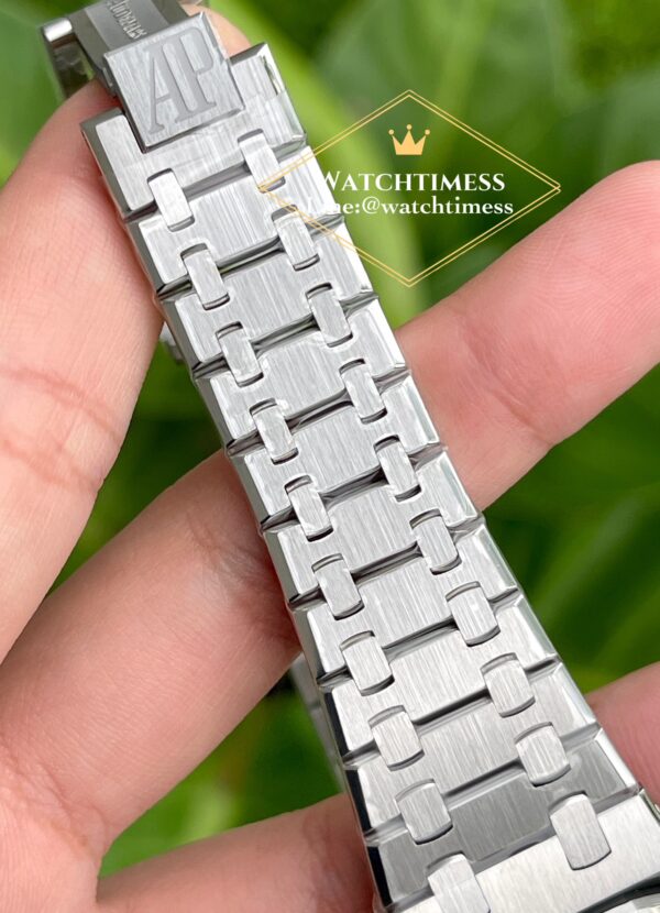 udemars Piguet ‘Ap15450ST’ 37mm. White Dial ZF Factory - Image 7