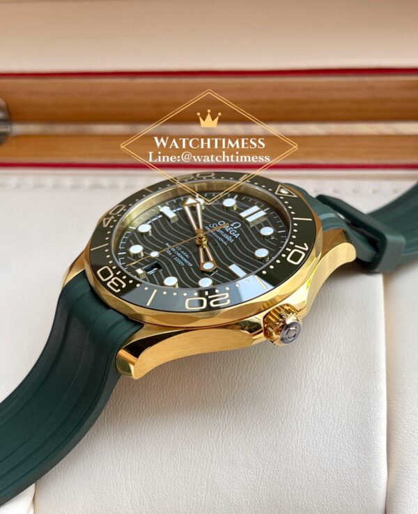 Omega Seamaster 2025 Green Dial Moonshine Yellow Gold VSF Factory - Image 10