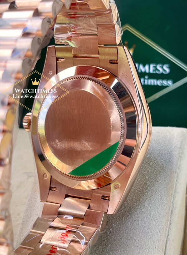 Rolex Day-Date 40mm. Green Dial Rose Gold Ref.228235 AR Factory - Image 10