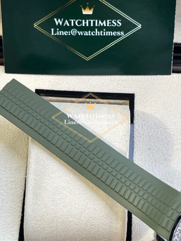 Patek Philippe Aquanaut 5267/200a Green ZF Factory - Image 9