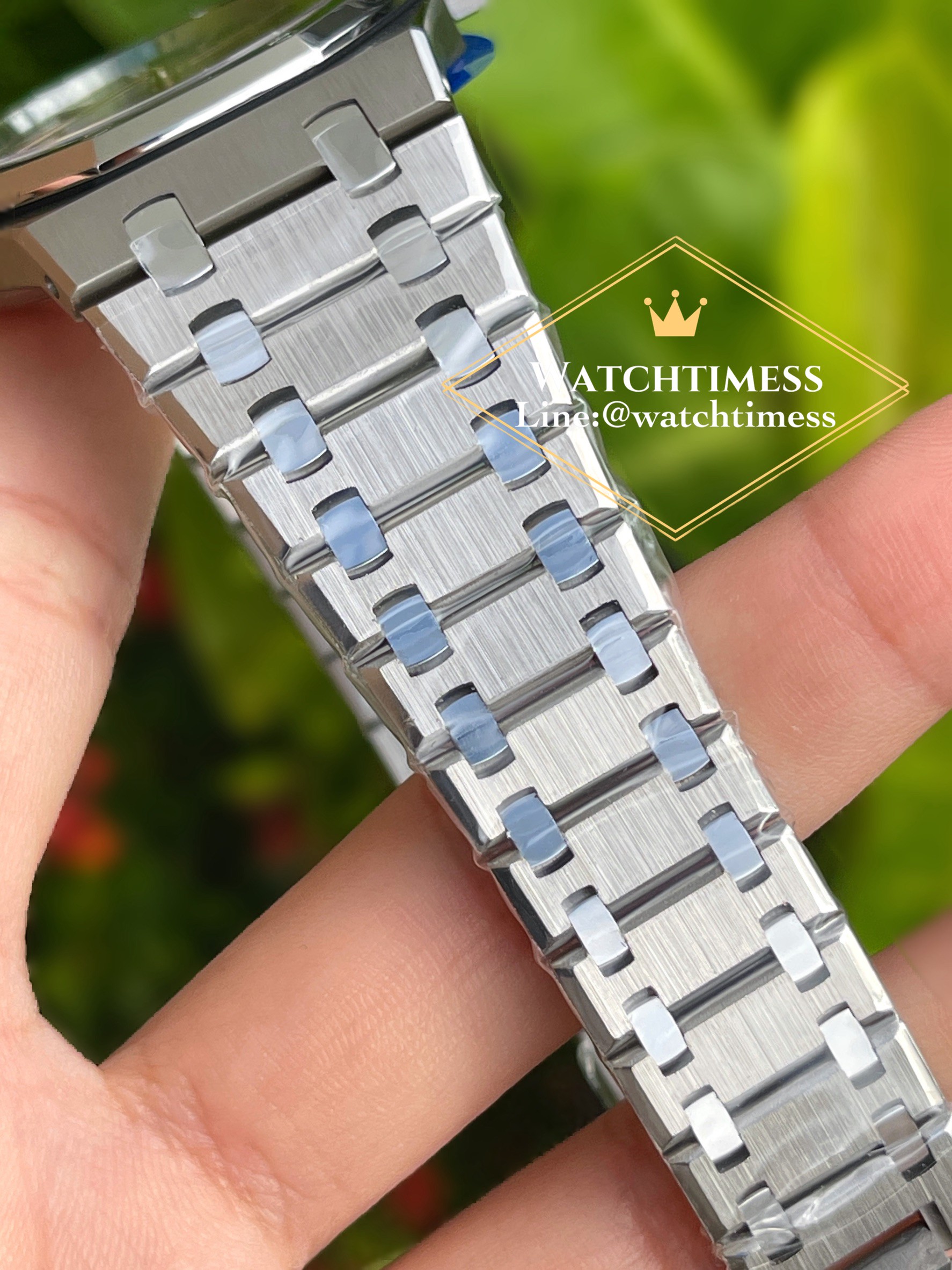 Audemars Piguet Royal Oak “Ap16202XT” Burgundy Jumbo Extra-Thin ZF Factory - Image 7